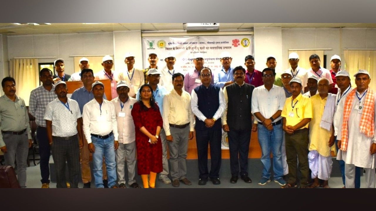 ICAR-CCRI Conducts Training Program for Citrus Farmers from Sitamarhi District, Bihar