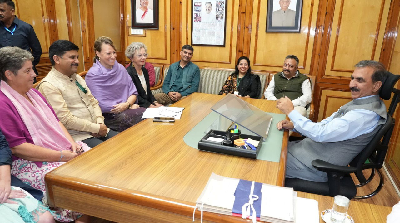 Chief Minister Sukhvinder Singh Sukhu during a Meeting (Photo Source: @SukhuSukhvinder/X)