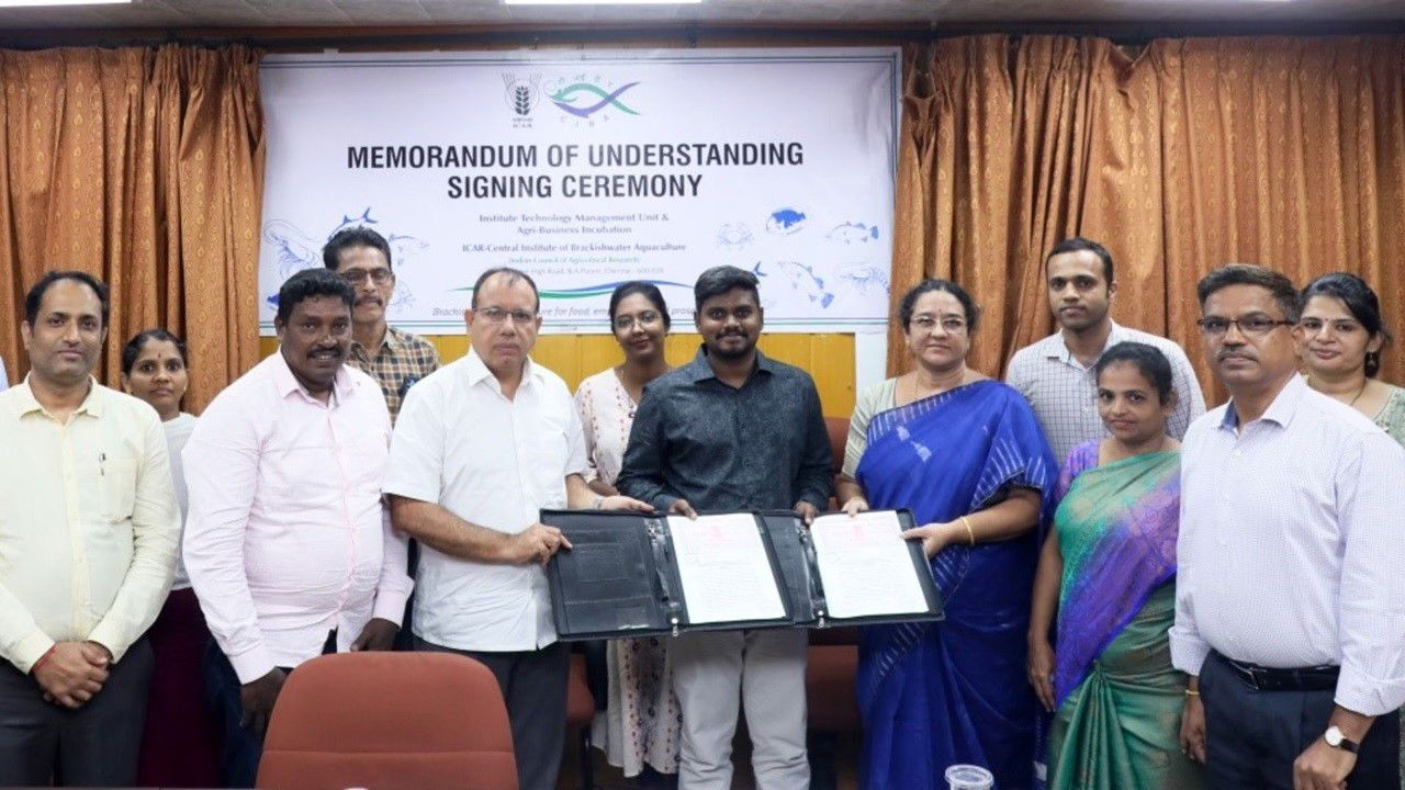 ICAR-CIBA signed MoU with Rameswaram Sigaram Fish Farmer Producer Organisation (Photo Source: ICAR)