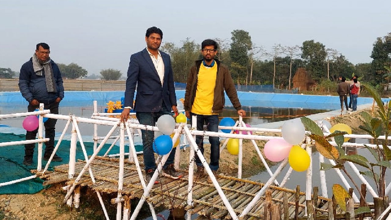 Muzaffar Kamal Saba at inauguration of his pond