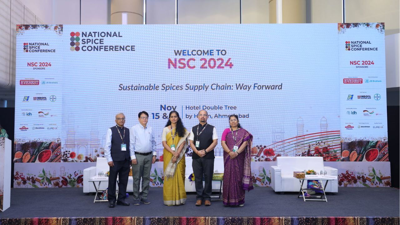 (L to R) Ramkumar Menon, Chairman, WSO; Dr Paresh Shah, Chairperson, FSSAI Pesticide Panel; Hemalatha, Secretary Spices Board; Prakash Namboodiri, Commercial Director, AB Mauri India and Business Committee Head of NSC 2024 ; Dr Archna Sinha,  Secretary CIB- RC