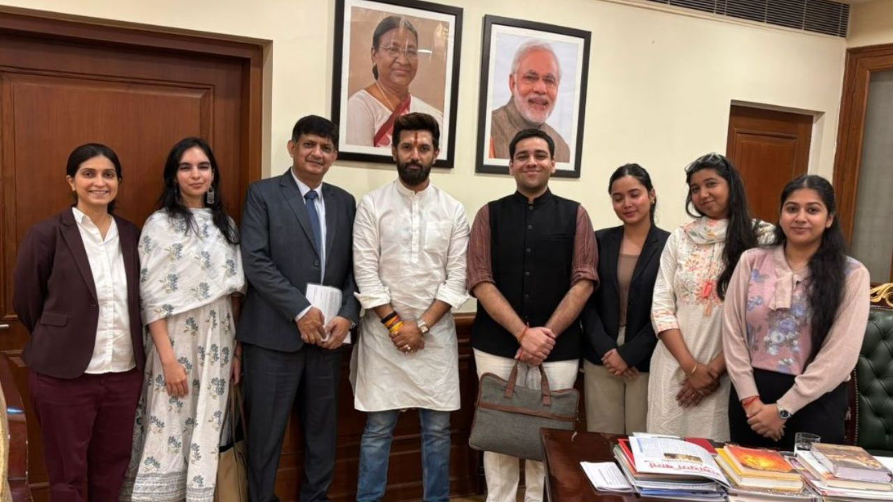 Chirag Paswan, Union Minister of Food Processing Industries along with Praveer Srivastava, ED, PBFIA and other officials