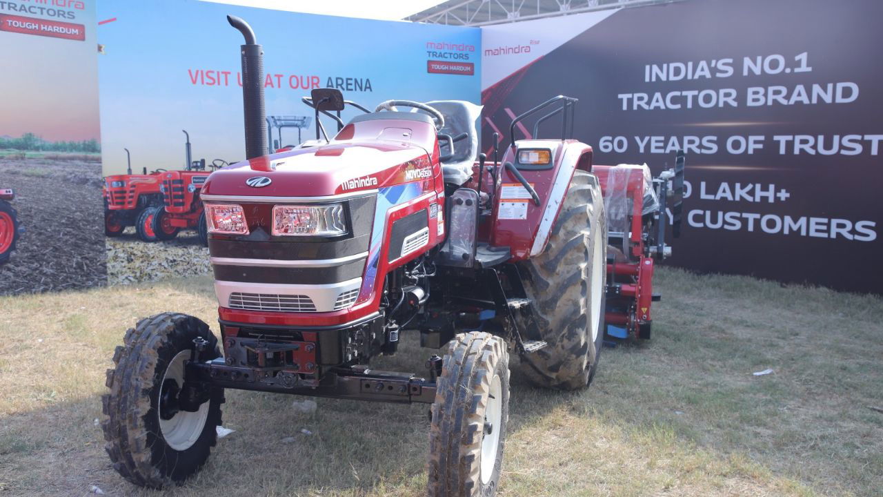 Mahindra’s Farm Equipment Sector Sells 31746 Tractor Units in India during November 2024