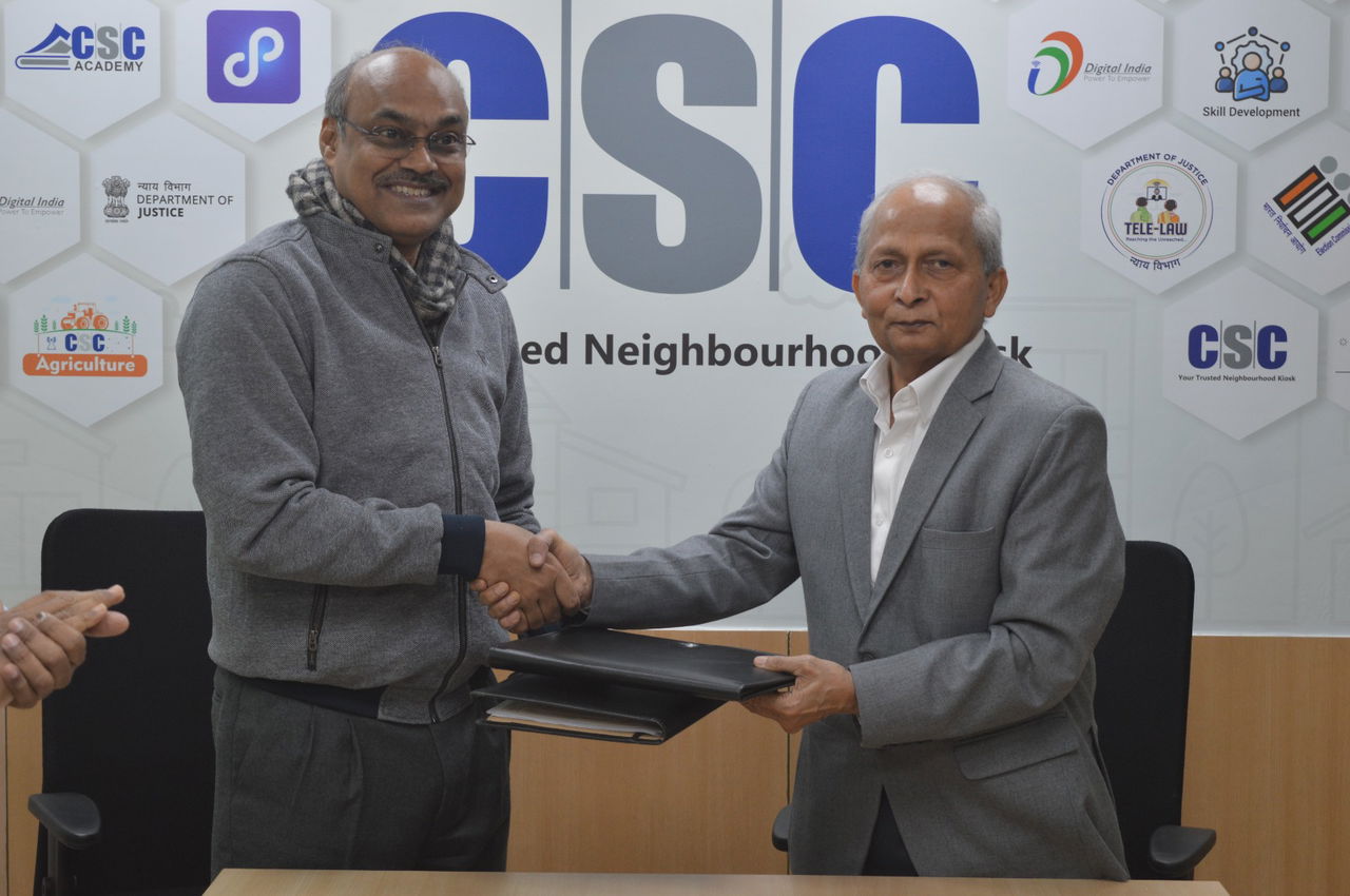 The MoU was signed in the esteemed presence of Sanjay Rakesh, Managing Director and CEO of CSC SPV, and Yogendra Kumar, Marketing Director of IFFCO.