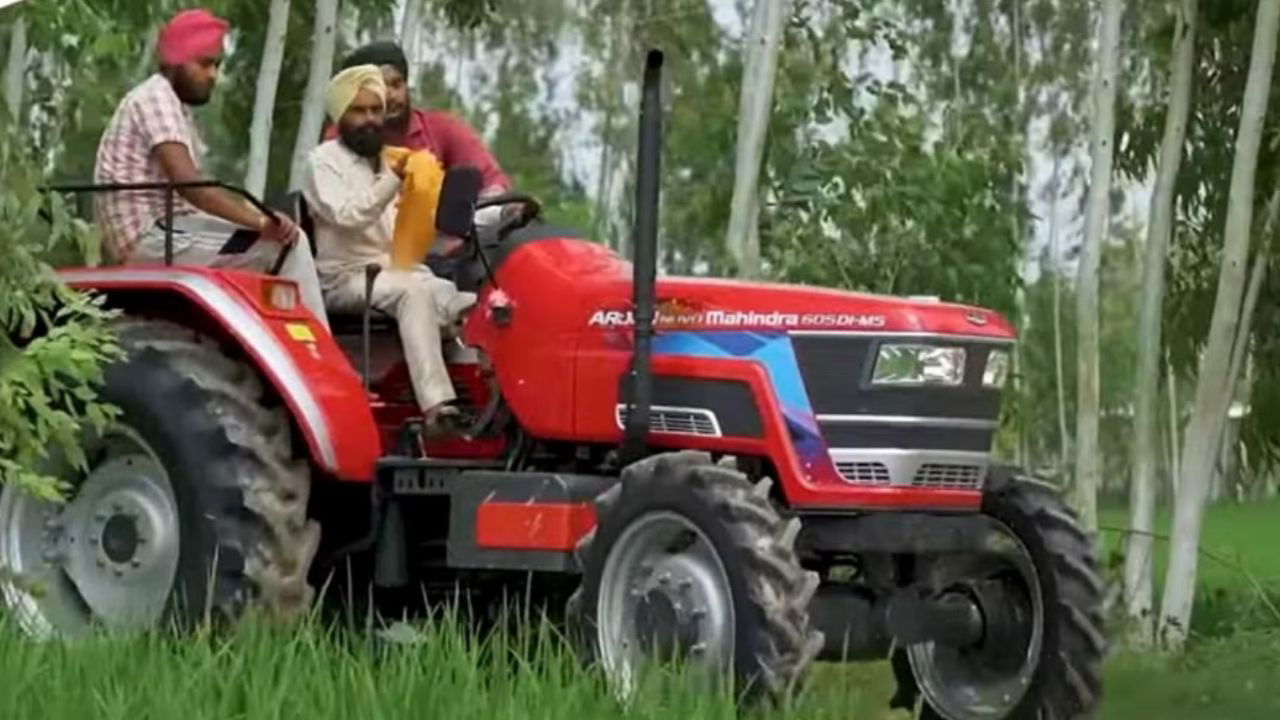 Progressive Farmer Gurmej Singh, along with two fellow farmers, driving the Mahindra Arjun Novo 605 DI 4WD Tractor