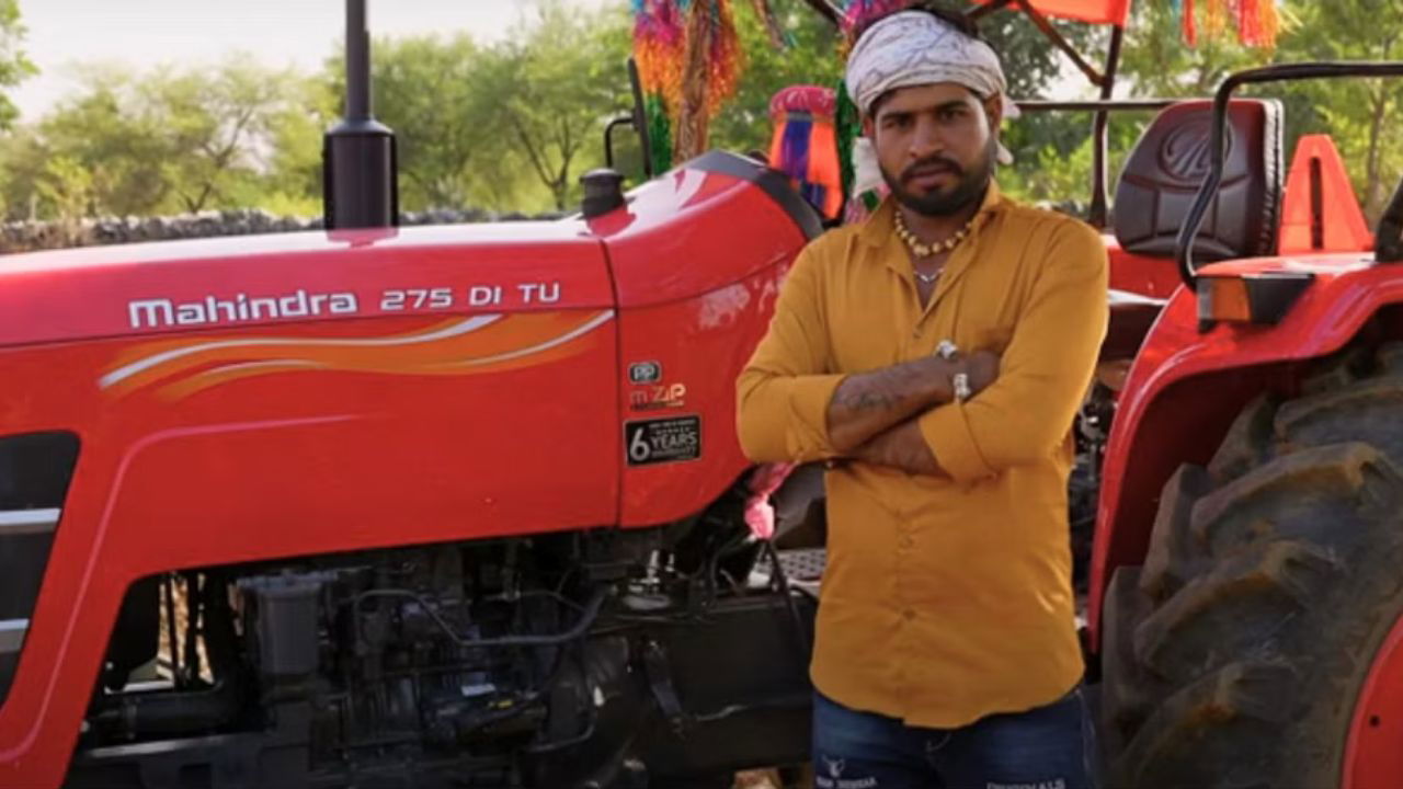 Progressive Farmer Bagmal Gurjar with his Mahindra 275 DI TU Tractor