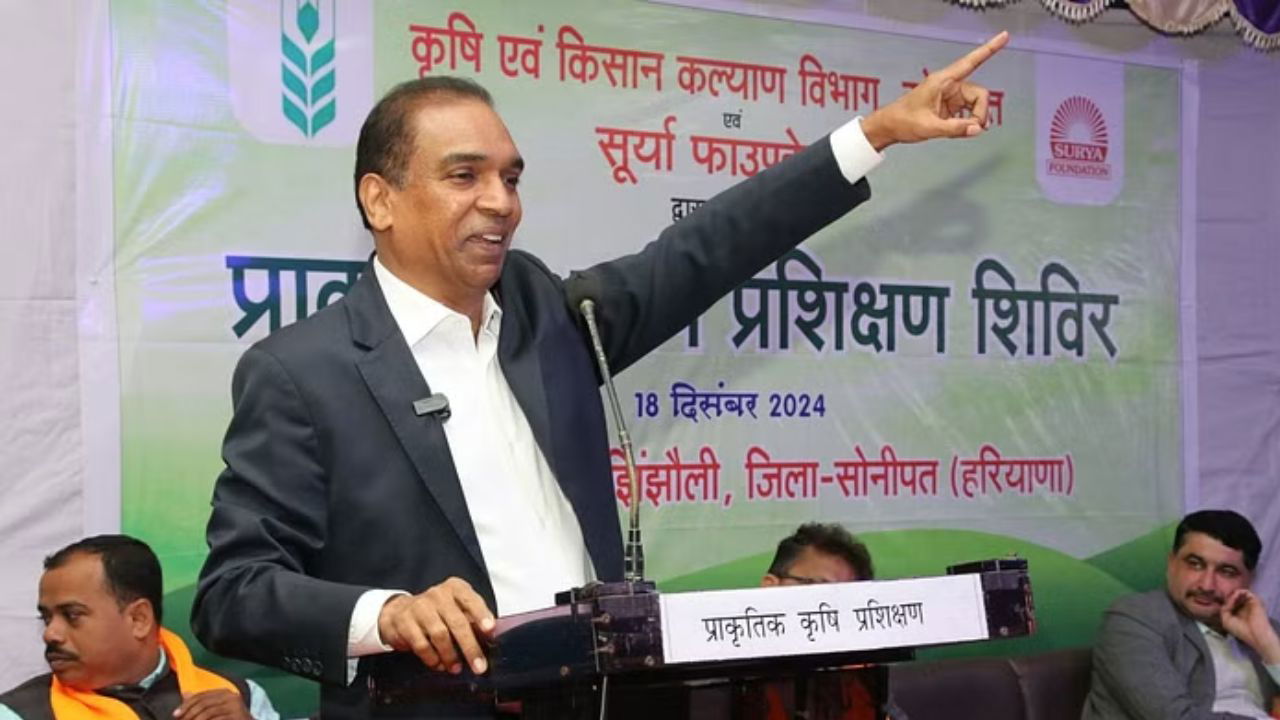 Founder and Editor-in-Chief of Krishi Jagran, M.C. Dominic addressing the farmers