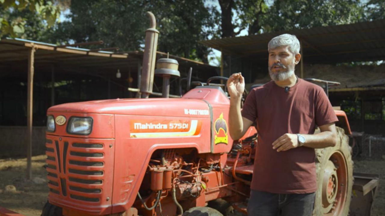 Yogesh Bhutada, a progressive farmer, with his Mahindra 575 DI XP Plus tractor