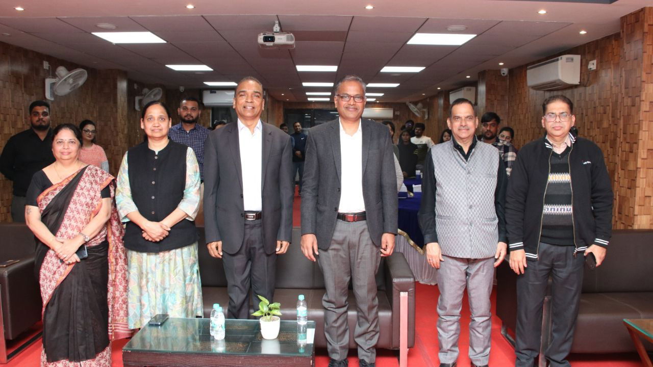 Sunil Khairnar, Founder and Advisor, Indigram Labs Foundation, MC Dominic, Founder & Editor-in-Chief of Krishi Jagran and Agriculture World along with other Krishi Jagran's senior members