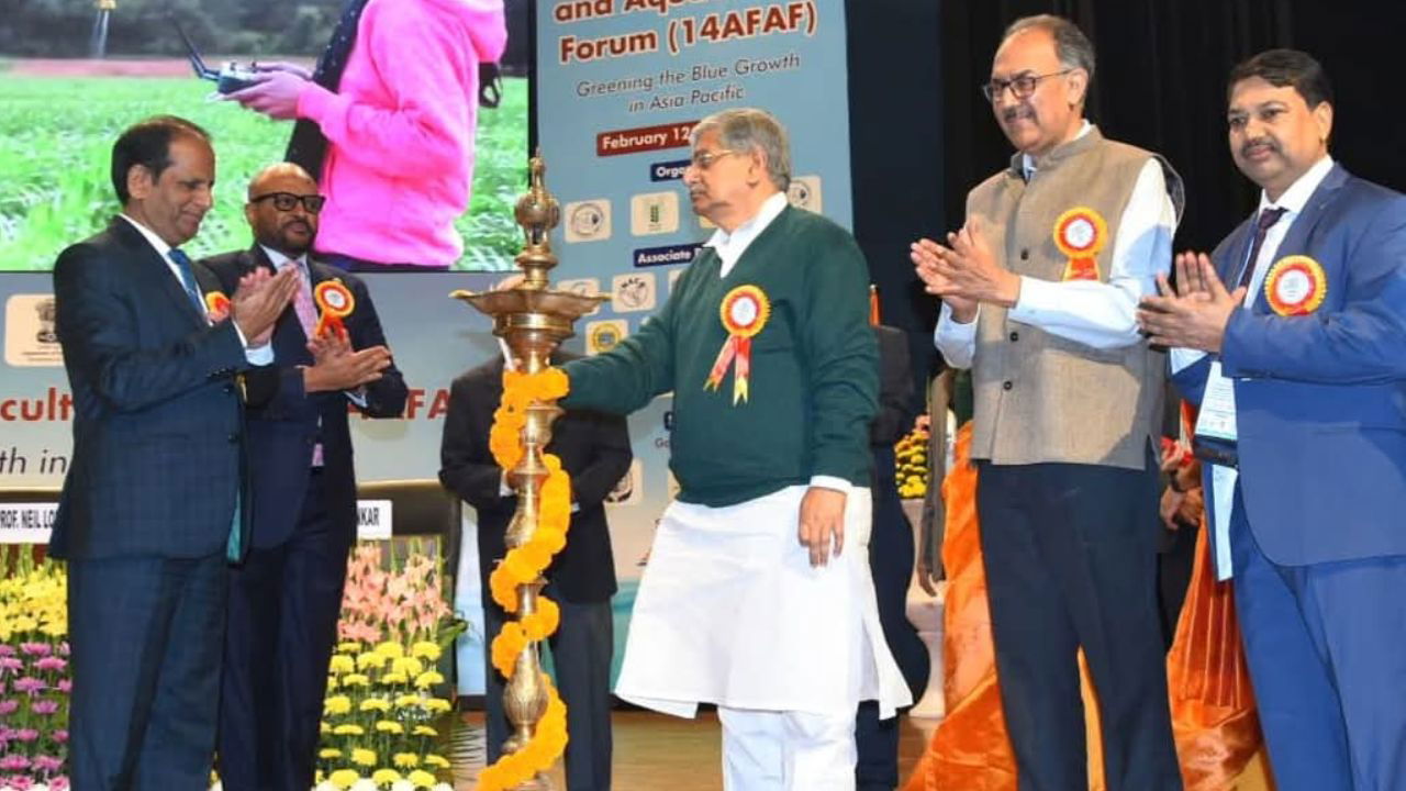 Union Minister of Fisheries, Animal Husbandry & Dairying and Panchayati Raj, Rajiv Ranjan Singh, along with other distinguished officials, inaugurating the 14th Asian Fisheries and Aquaculture Forum (14AFAF) at Pusa Campus, New Delhi (Photo Source: @LalanSingh_1/ X)