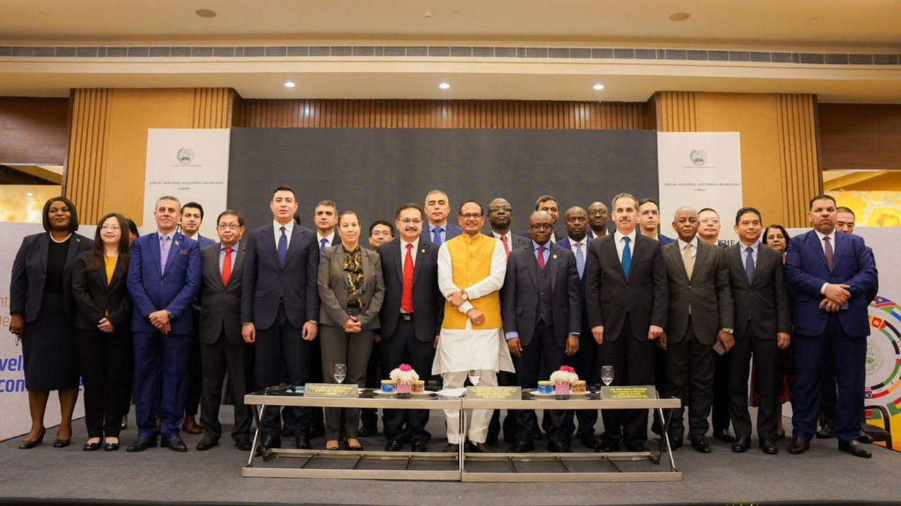 Union Minister for Rural Development and Agriculture & Farmers’ Welfare, Shivraj Singh Chouhan, along with other dignitaries, at the 77th Session of the Executive Committee (EC-77) of the AARDO in New Delhi. (Photo Source: @OfficeofSSC/X)