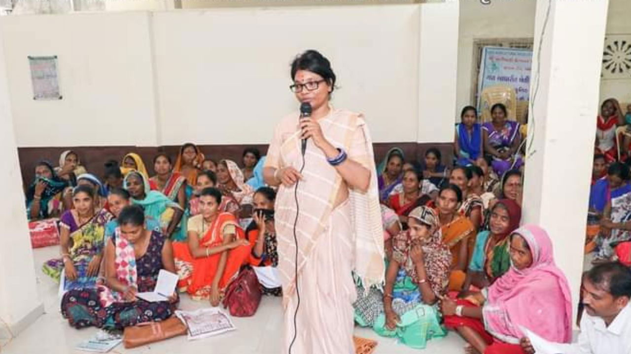 Sunita has trained over 3,000 farmers, empowering communities with natural farming and creating new opportunities for tribal women. (Pic Credit: Sunita)