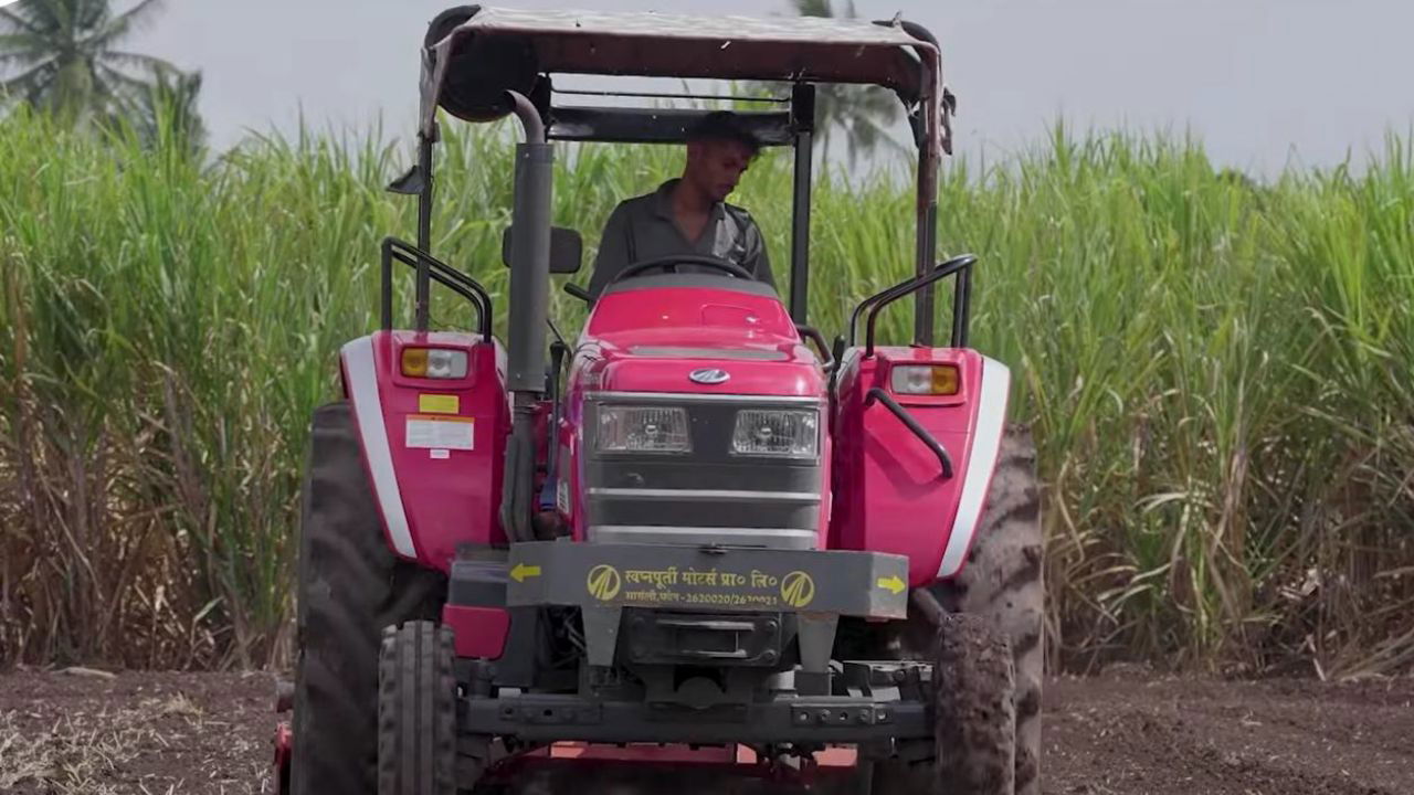 Ankit is a progressive farmer who believes in adopting new techniques and equipment in agriculture.