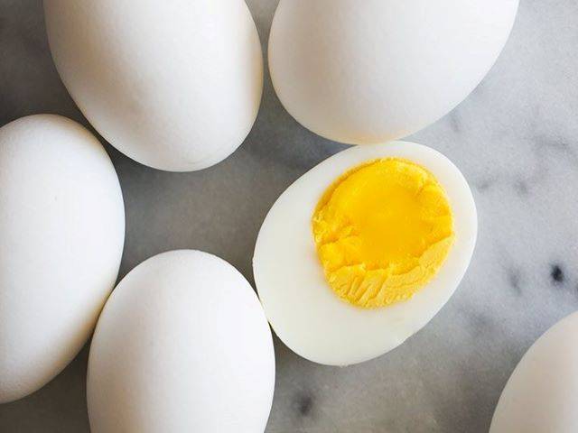 hard boilded eggs