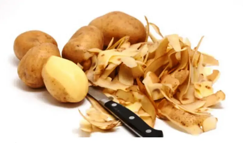 8 Reasons You Should Never Throw Away Potato Peels