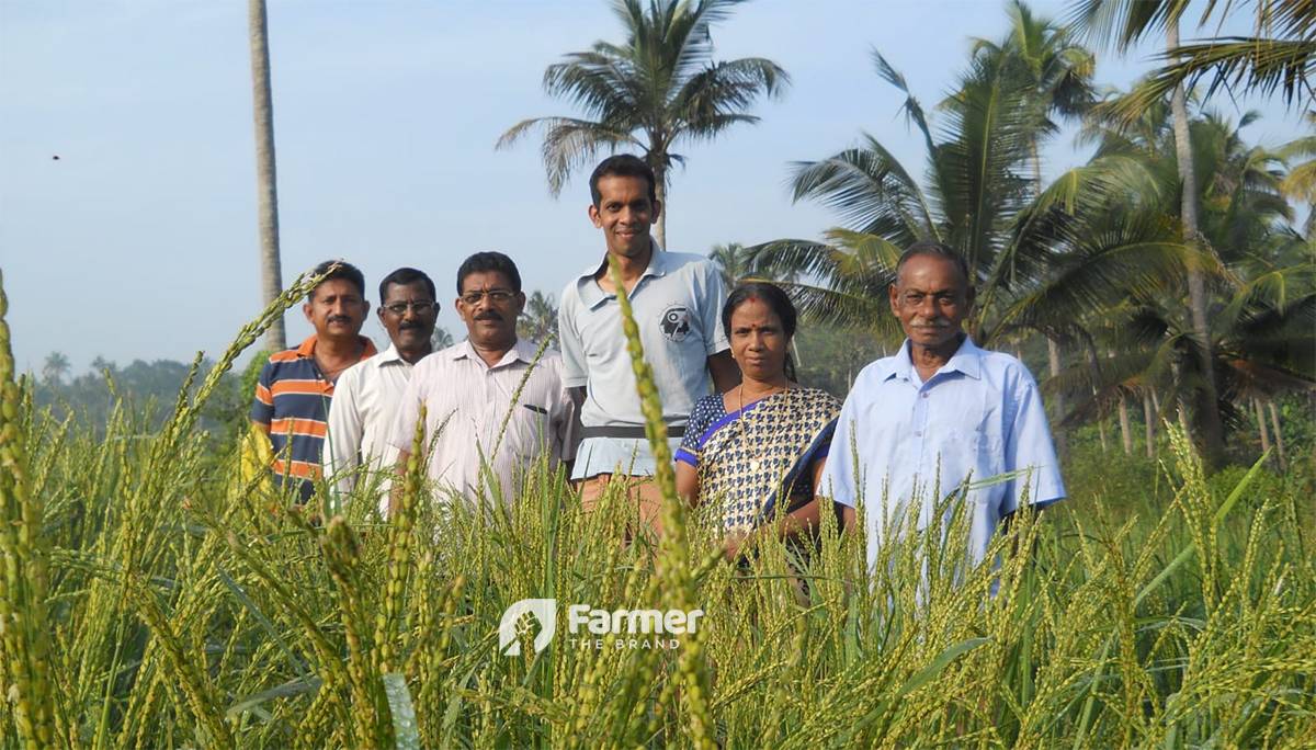 Tom Kiran Davis With Farmers