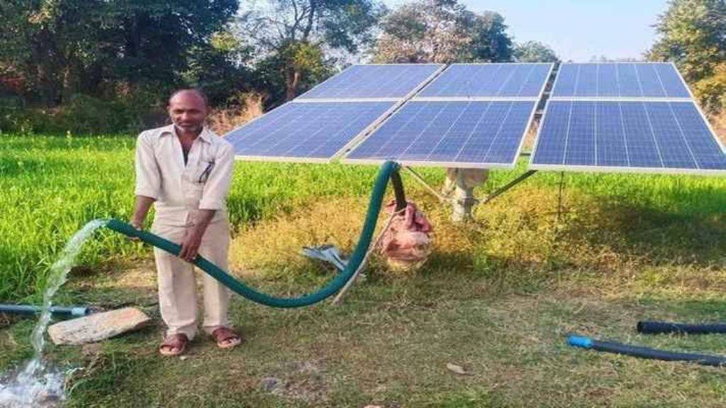 solar-pump-yojana-government-grants-11-85-crore-to-set-up-solar-pump