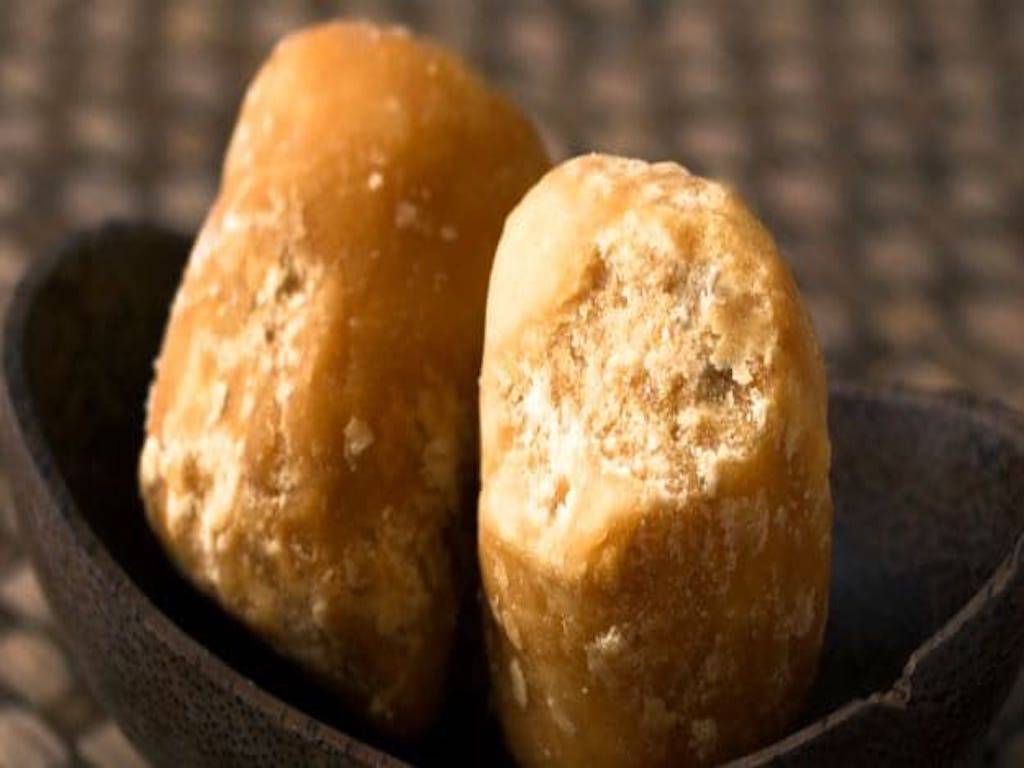 Jaggery (Gur)