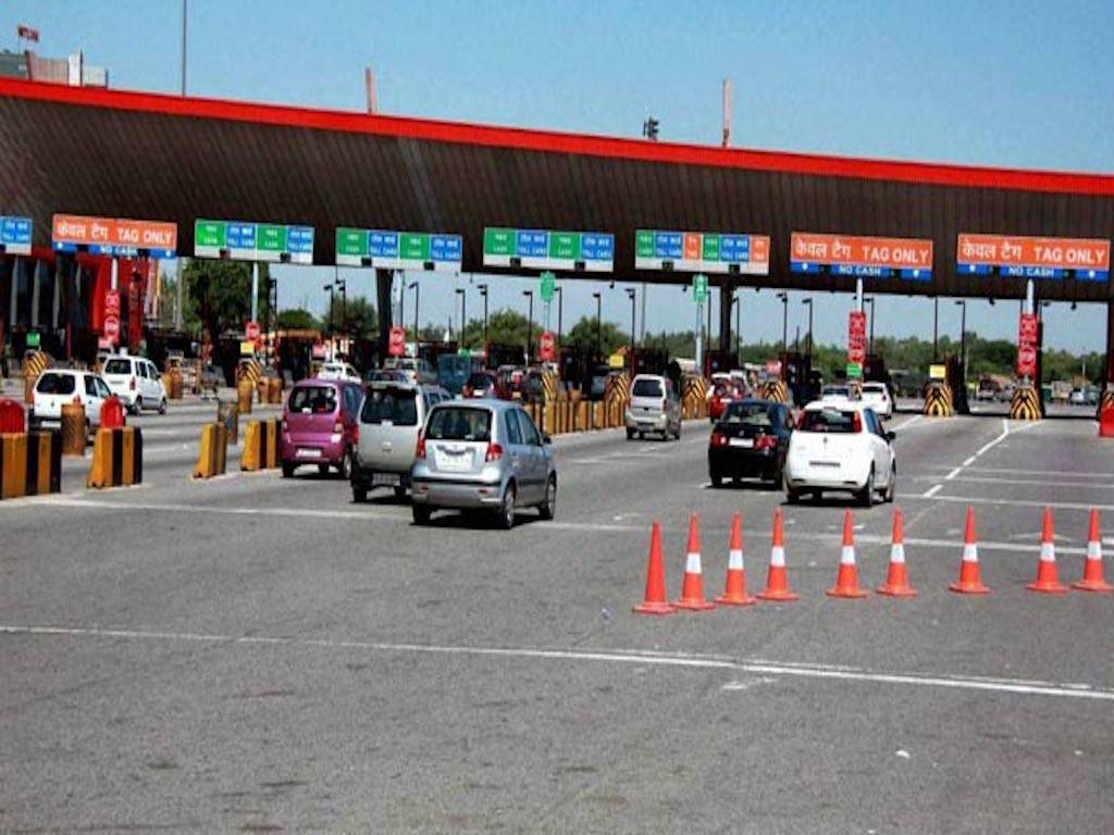 kisan-andolan-haryana-farmers-blocked-highways-held-dharna-at-toll