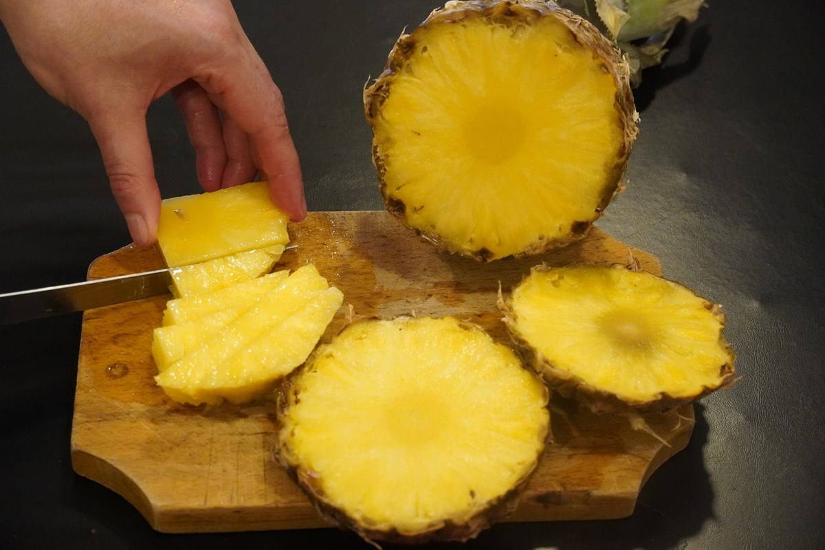 Fresh slices of pineapple