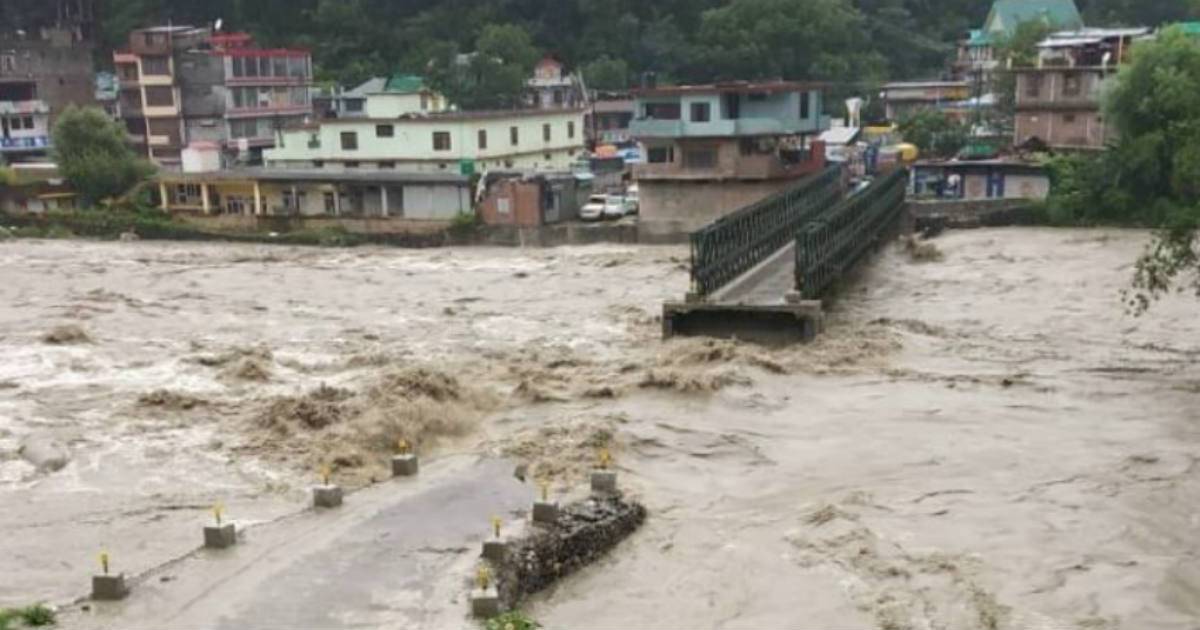 Big News: Cloudburst Triggers Flash Floods in Himachal Pradesh's Dharamshala; Orange, Yellow Alert Issued