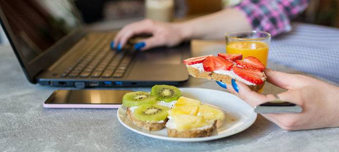 Mindful Eating During Work from Home