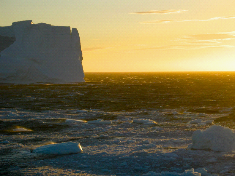 Sunset at Antarctica (Pic credit: Live Science)