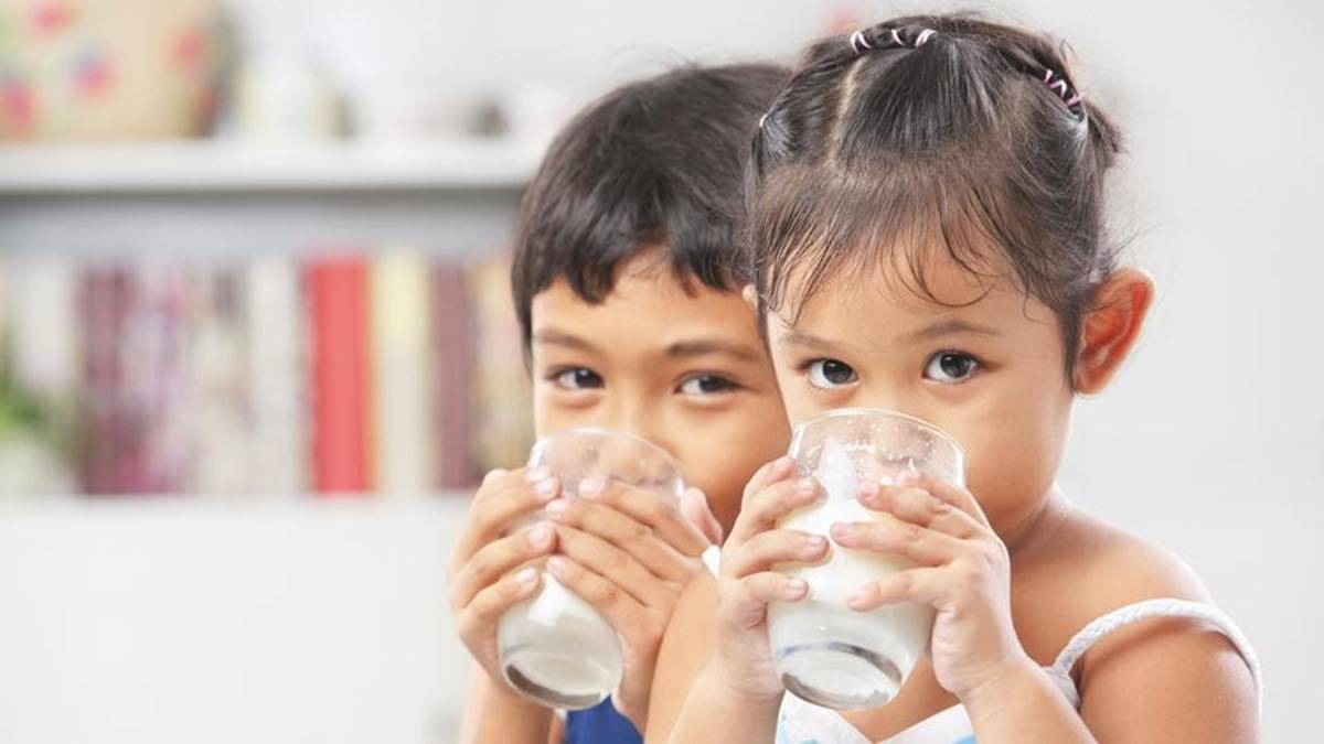 Kids drinking Milk