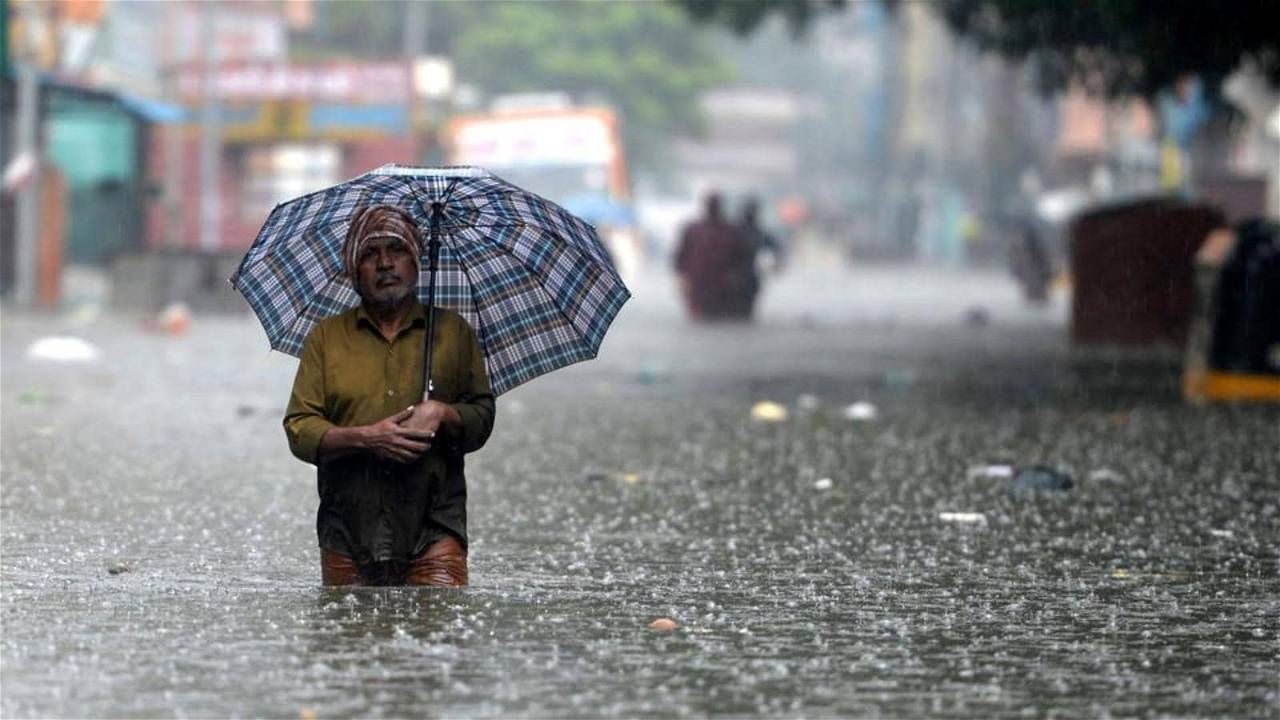 Extremely Heavy Rains in Parts of Tamil Nadu & Andhra Pradesh
