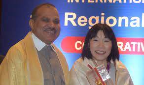 Dr. Chandra Pal Singh Yadav and Chitose Arai of Japan