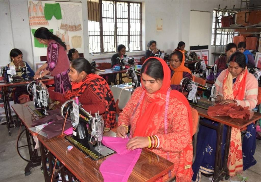 Free Silai Machines to Women