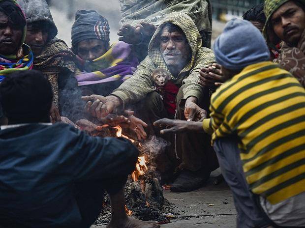 North India Shivers as Temperatures Drops