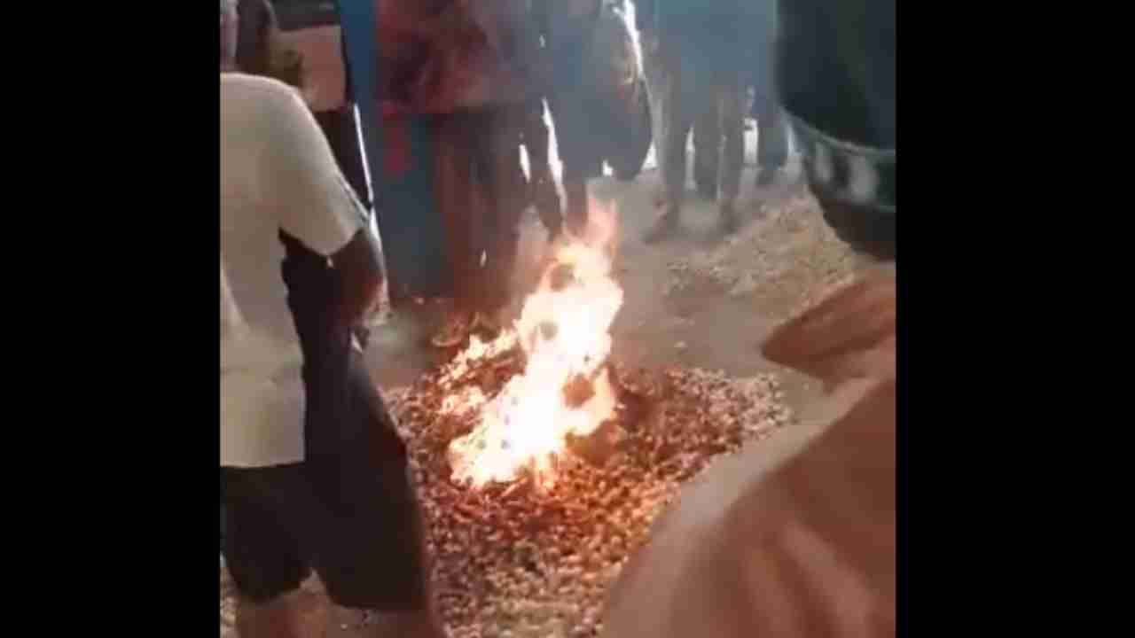 Farmer Sets 160kg of Garlic on Fire