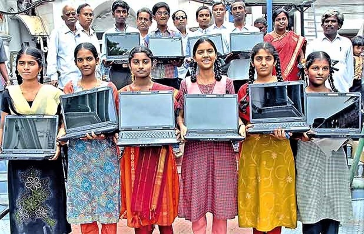 Students with Laptop