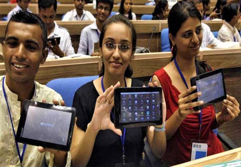 Students To Get Free Tablet