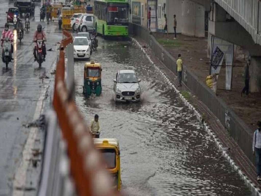 Heavy rains waterlogged several areas of Delhi-NCR