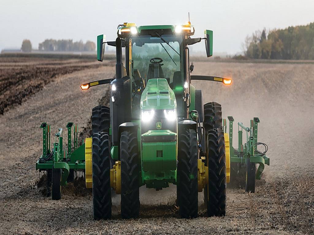 Fully Autonomous 8R Tractor