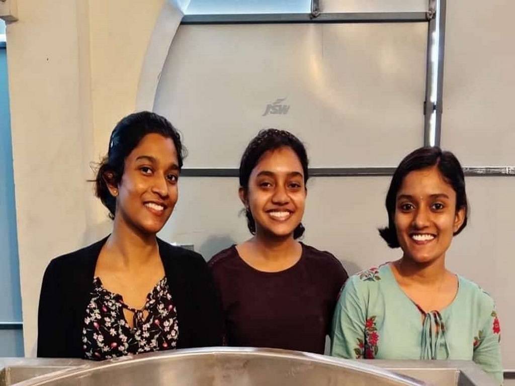 Three Sisters Earn Rs. 25 Lakh per Month By Selling 'Hing
