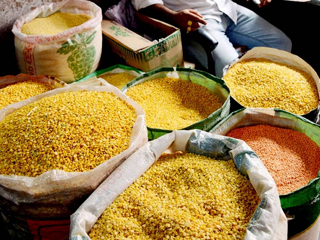 Price of tur in Maharashtra and Karnataka mandis is higher than the government-declared MSP