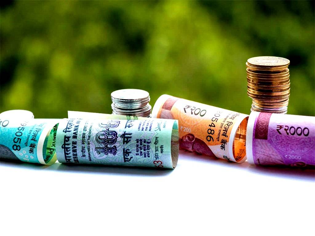 An investment of just Rs.250 can help you get lakhs of rupees!