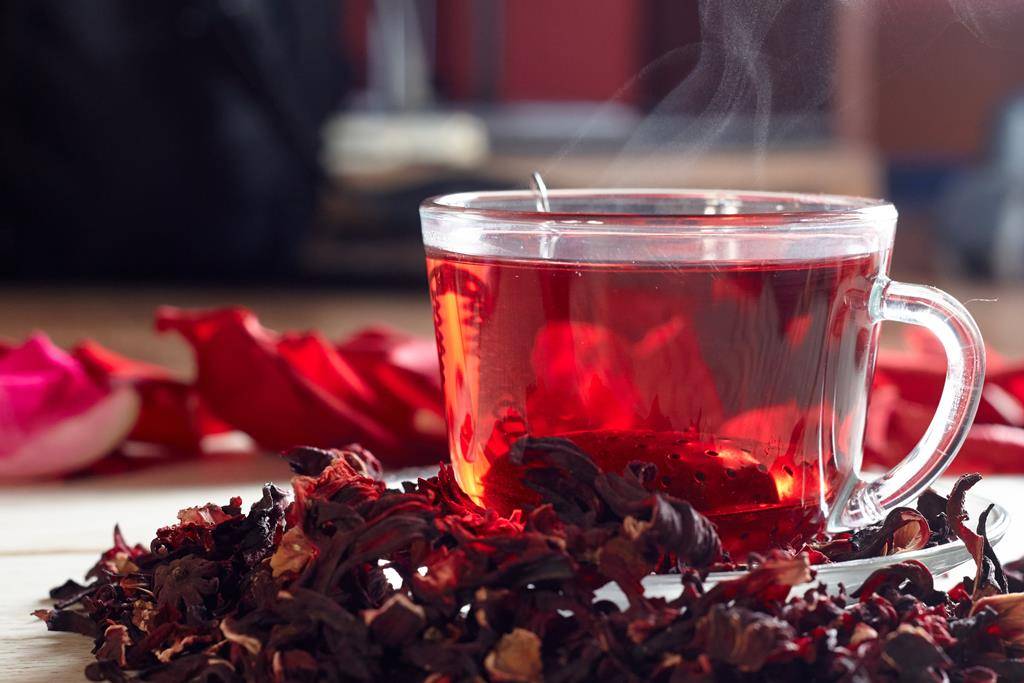 Hibiscus Tea and its dried petals