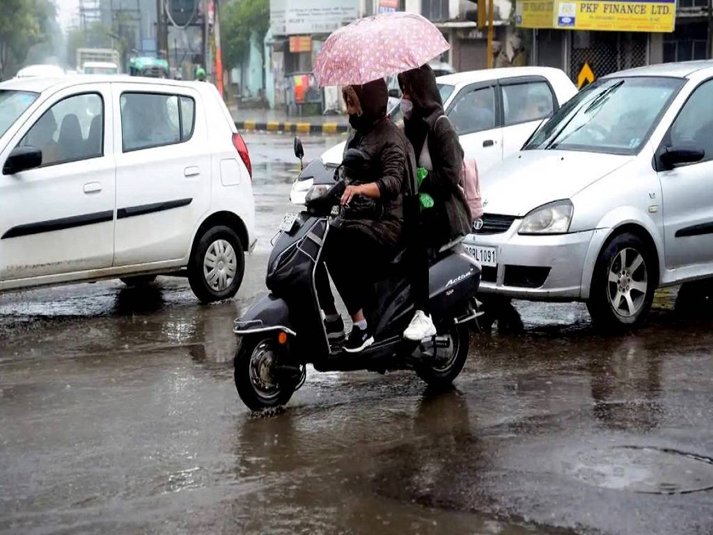 IMD has projected rainfall in as many as 15 states and UTs under the influence of a cyclonic circulation and two western disturbances