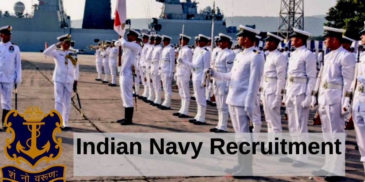 Indian Navy is inviting online applications from unmarried eligible men and women graduates for the grant of a Short Service Commission (SSC) course