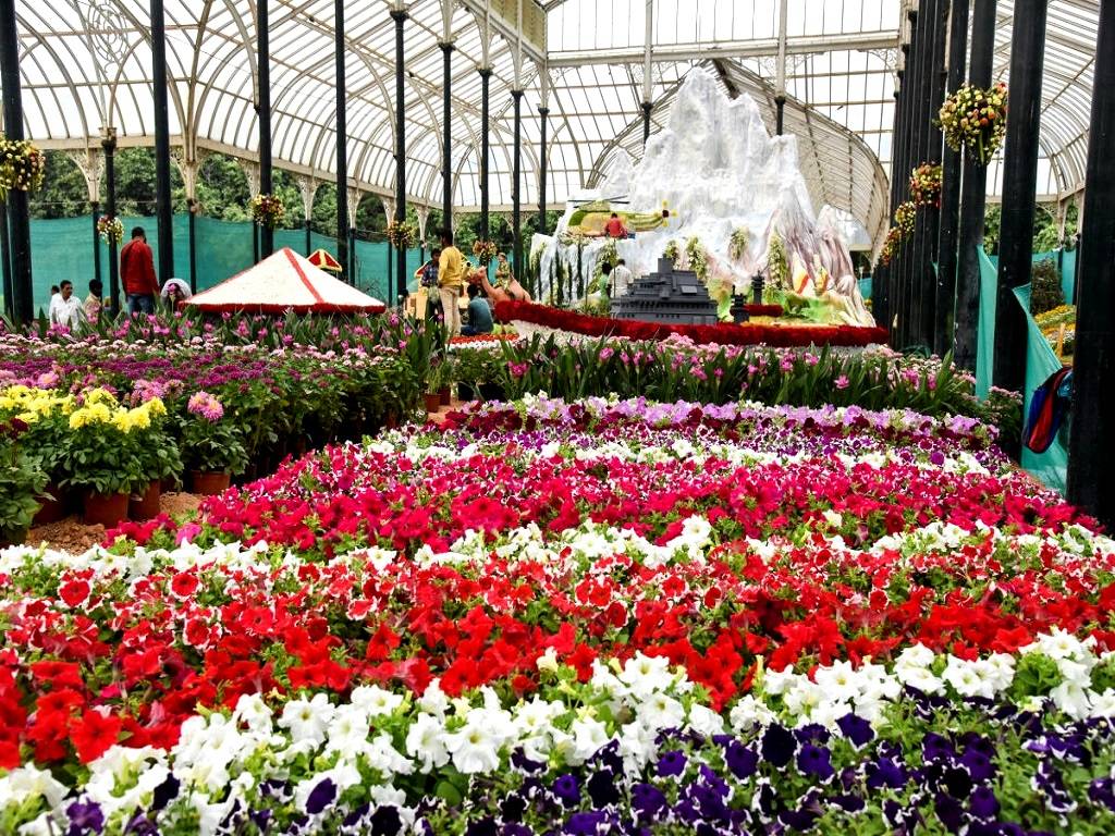 The flower show has been a part of the institution's history for 35 years