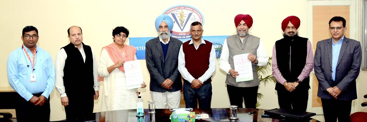 Dr. Inderjeet Singh VC along with officers of GADVASU and NGO