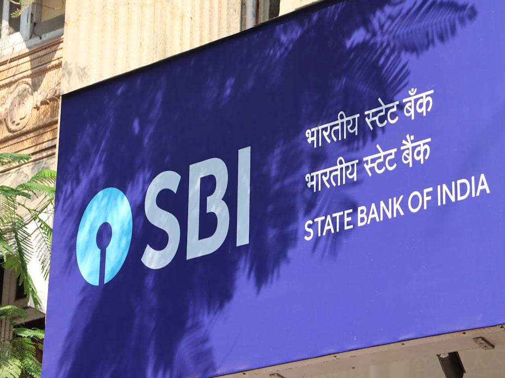 SBI warns the customers about frauds