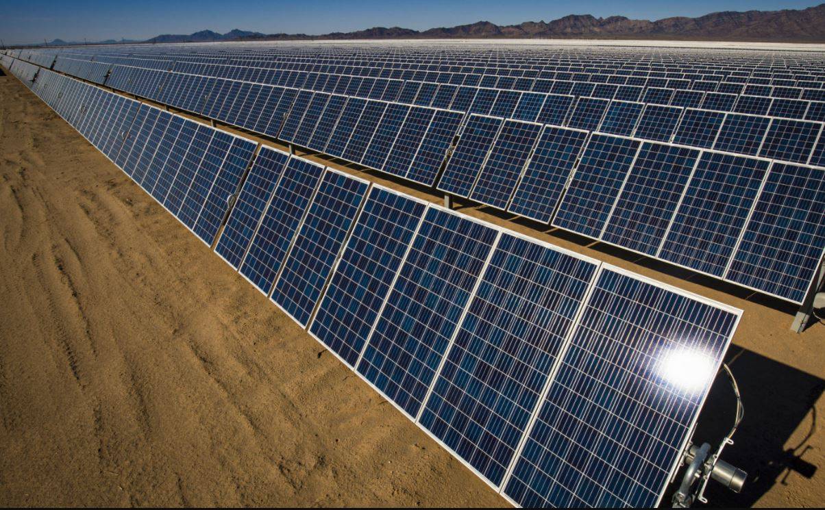 Solar Panels in Desert Areas