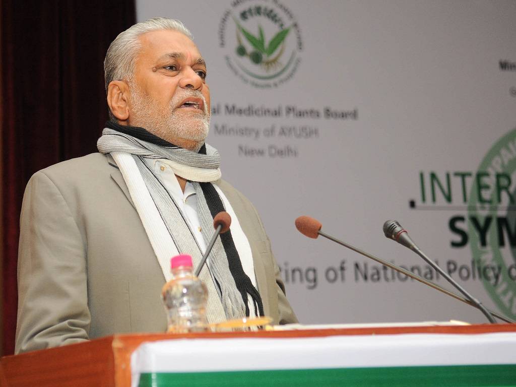 Parshottam Rupala has called on stakeholders to work together to create region-specific animal disease-free zones across the country
