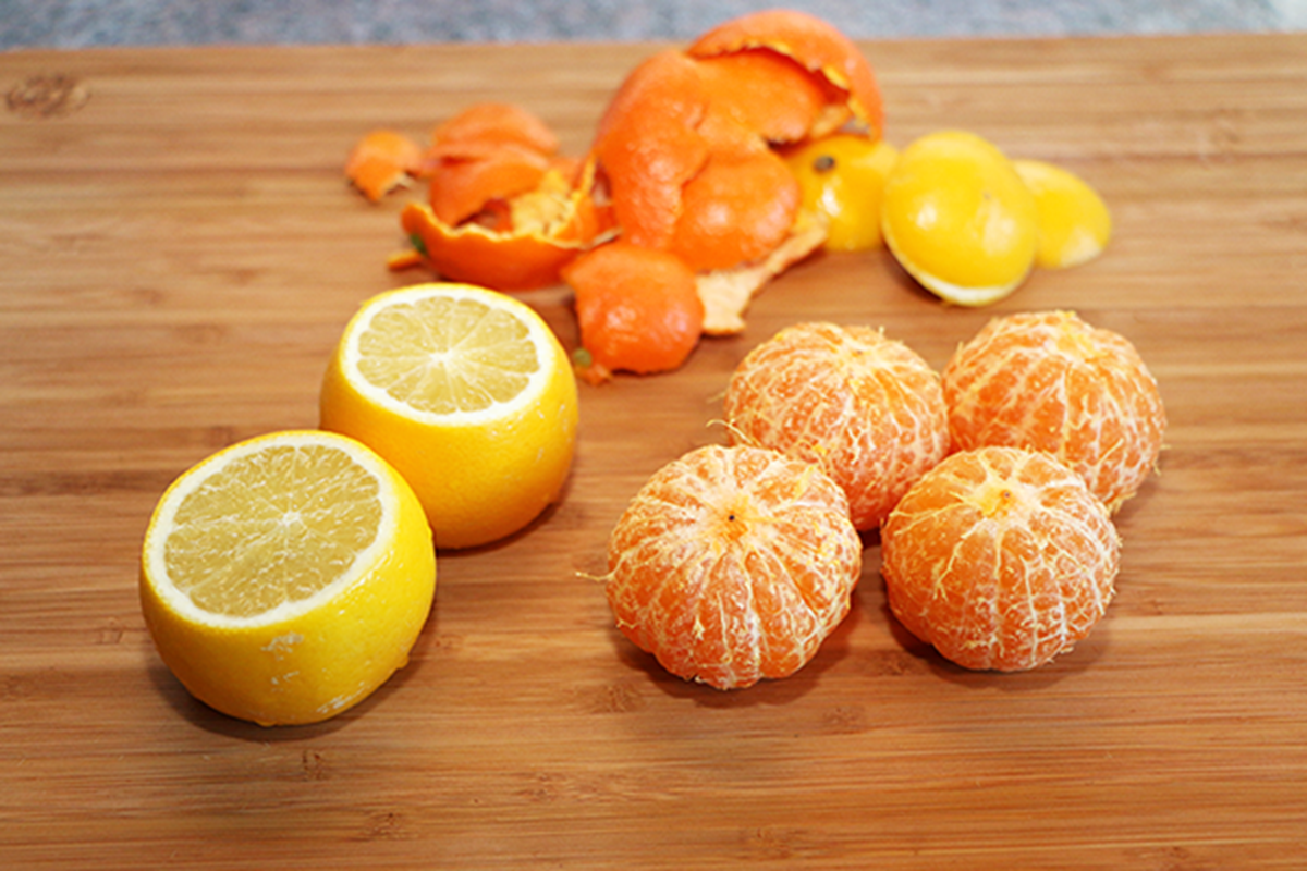 День апельсина и лимона картинки. Лимон и мандарин. Мандарин vs лимон. Апельсиновая кожура. Лимонен в мандаринах.