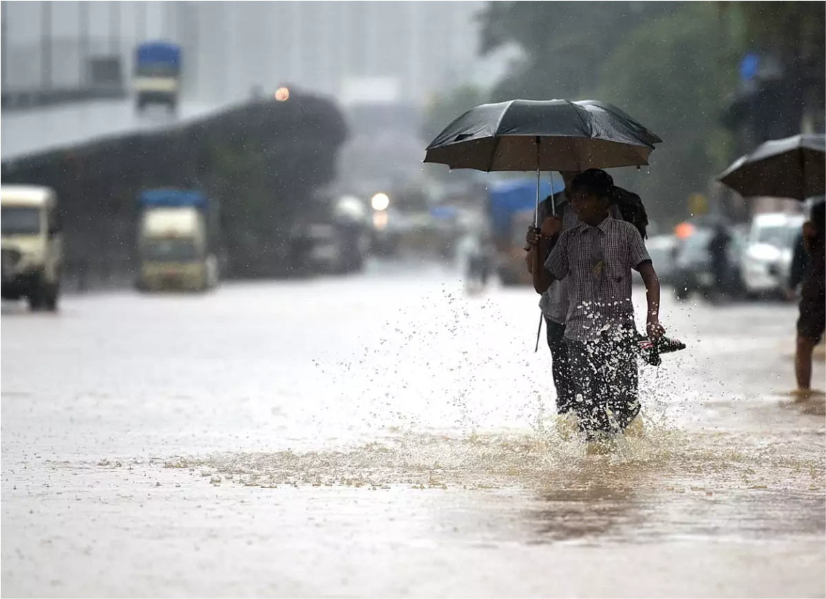 The India Meteorological Department (IMD) issued an orange alert in the district of Idukki, Kerala, on Wednesday due to heavy rain.